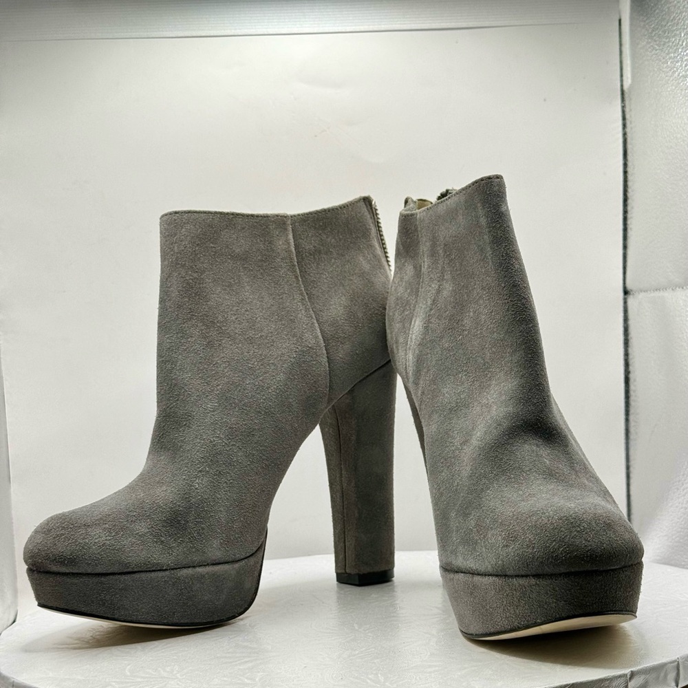 EUC Michael Michael Kors Grey Suede Platform Block‎ Heel Booties Size 8.5 - Picture 9 of 12